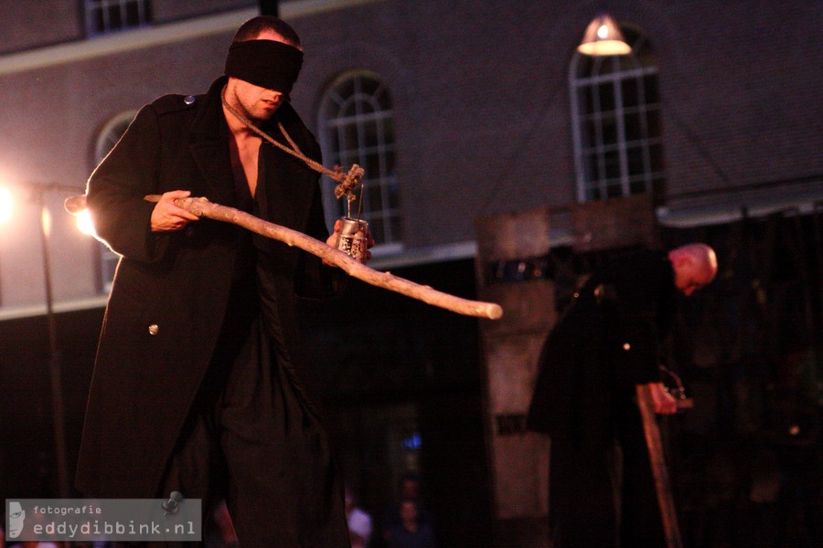 2014-07-12 Teatr Biuro Podrozy - Carmen Funebre (Deventer Op Stelten) 006